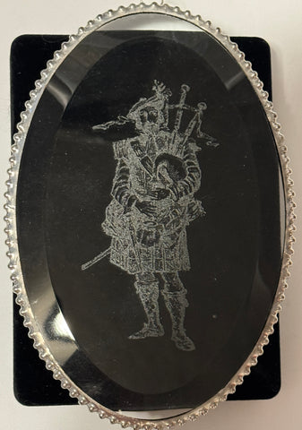 Etched Glass Piper