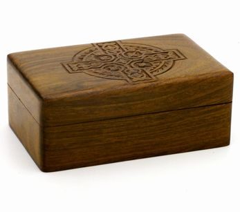 Box Wood with Celtic Cross Carved Top